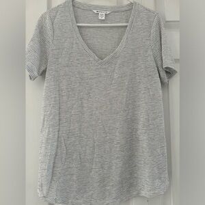Athleta V Neck Tee